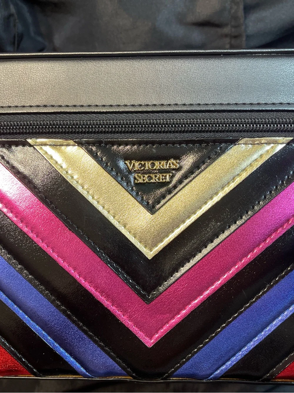 Victorias Secret sleek zip